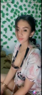 Babyfox kakak cantik uting intip