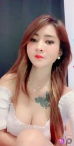 Sheena cantik rambut pirang