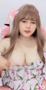 Chloe susu montok Sugar Live