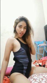 Mbak Queen shot payudara goyang ebot