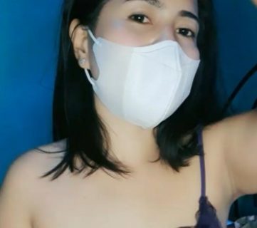 Kak Jumi show uting Ngangkang Omek Tipis