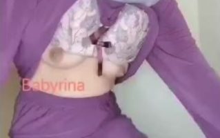 Rina Ukhti Jilbab Ungu Pap Memek buat Ayang