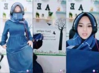 Hijabers Cantik Goyang ada yg Nyempak Tuh!